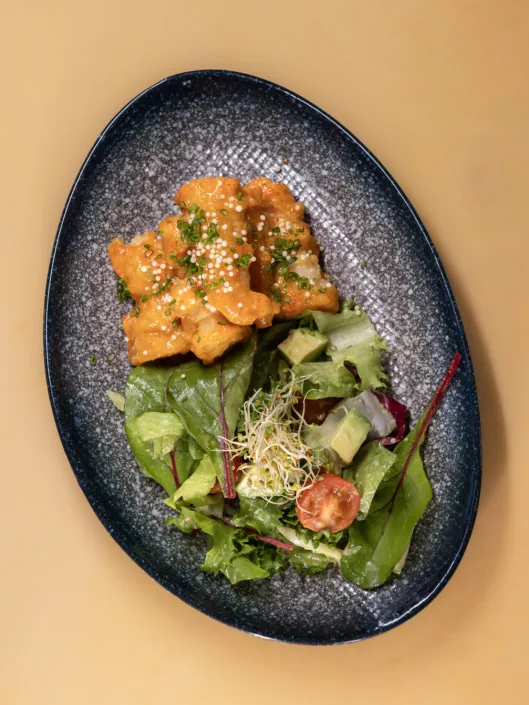 Retter tilberedt hos Sushi Roll Sentrum